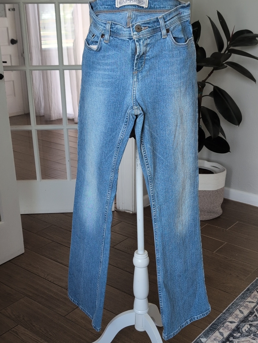 Vintage Y2K Express Low rise Flare Precision Fit Jeans Size 8